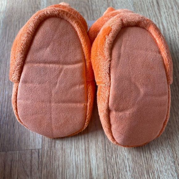 Cat & Jack Baby Pumpkin Bootie Slippers - Picture 3 of 6
